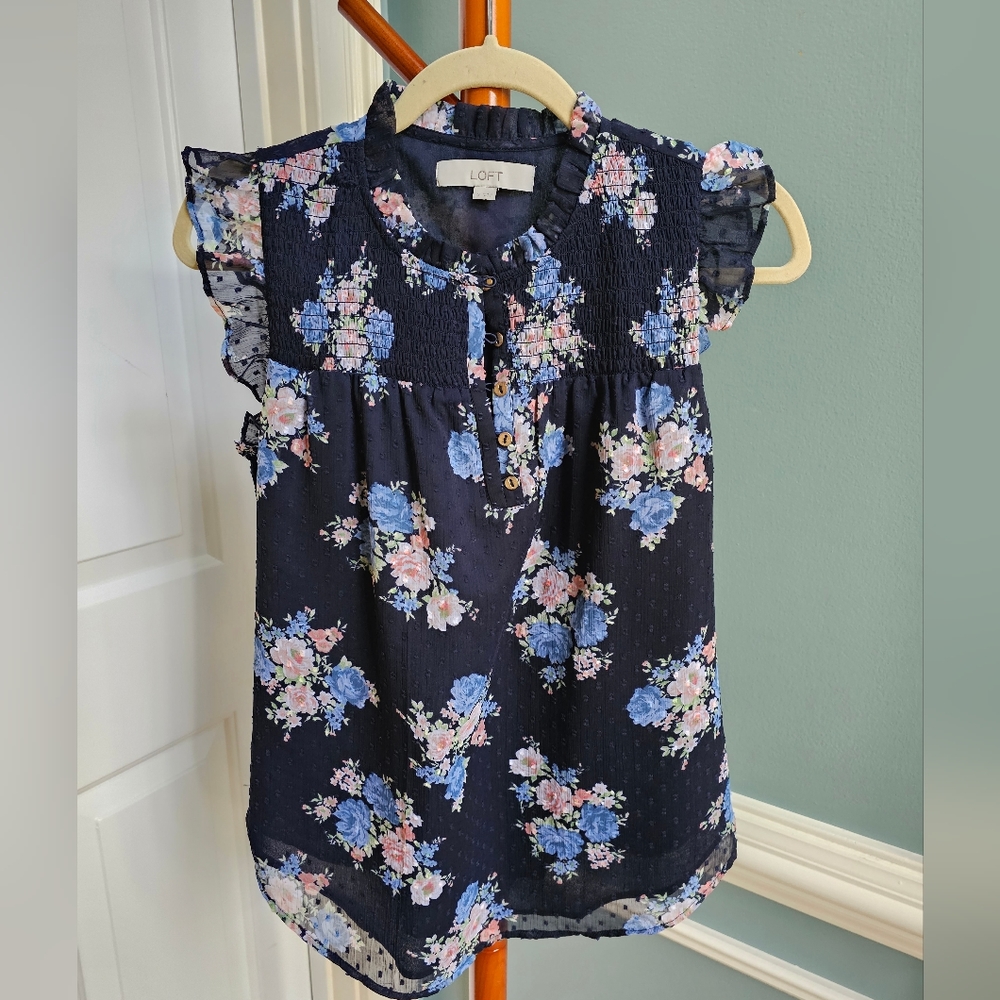 LOFT Flouncy Floral Top